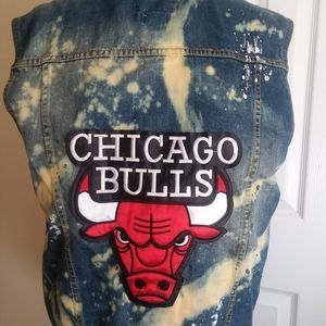 Chicago Bulls Large Men's Jacket  Denim Jean Blue